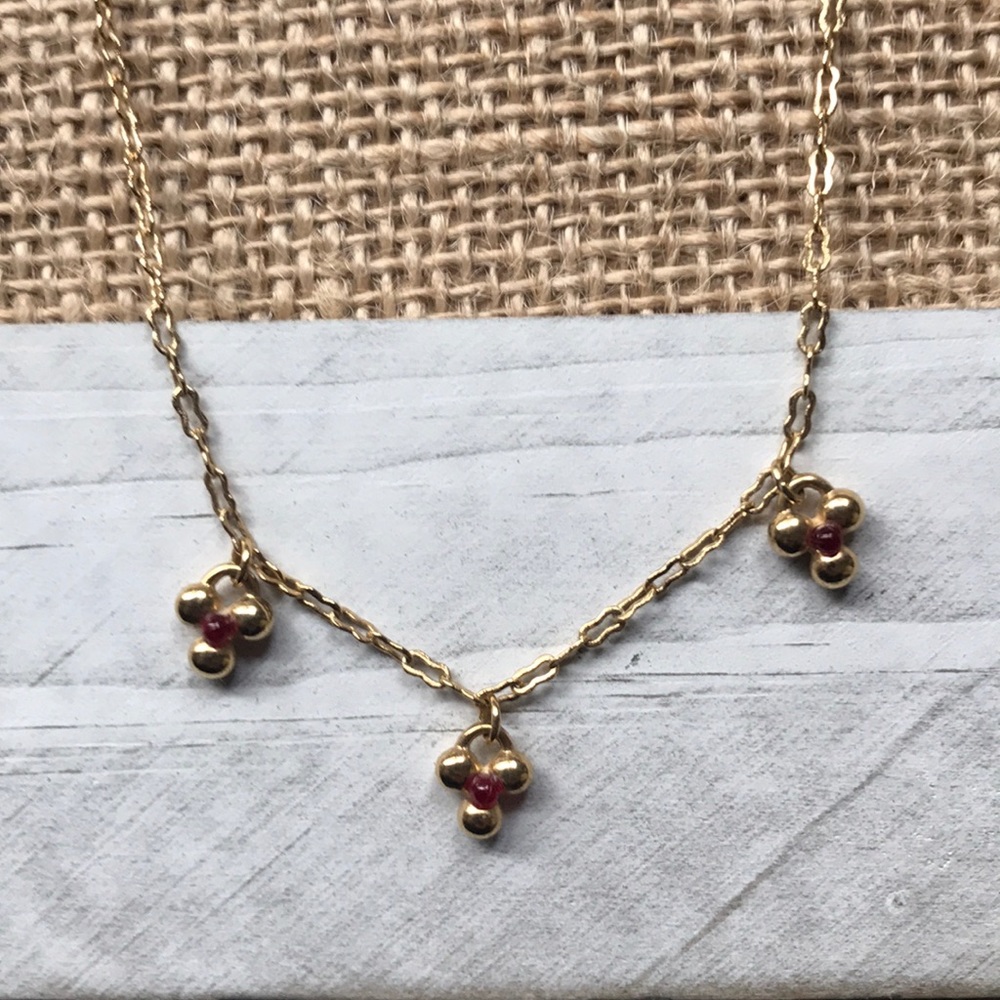 Avon gold necklace